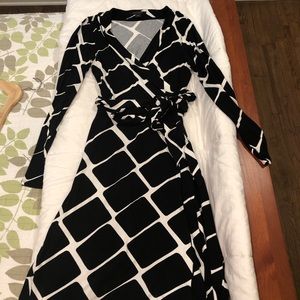 Banana Republic wrap dress - size SMALL
